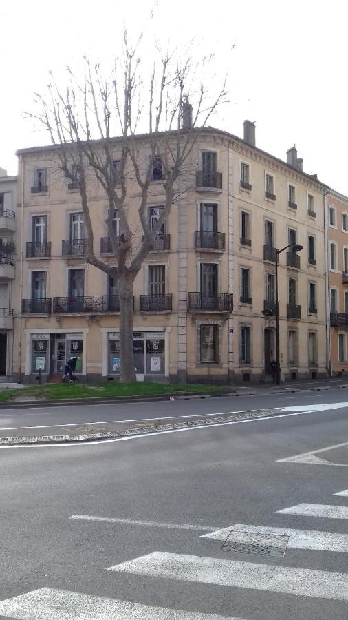 Un petit coin de Bastide Apartment Carcassonne Exterior foto